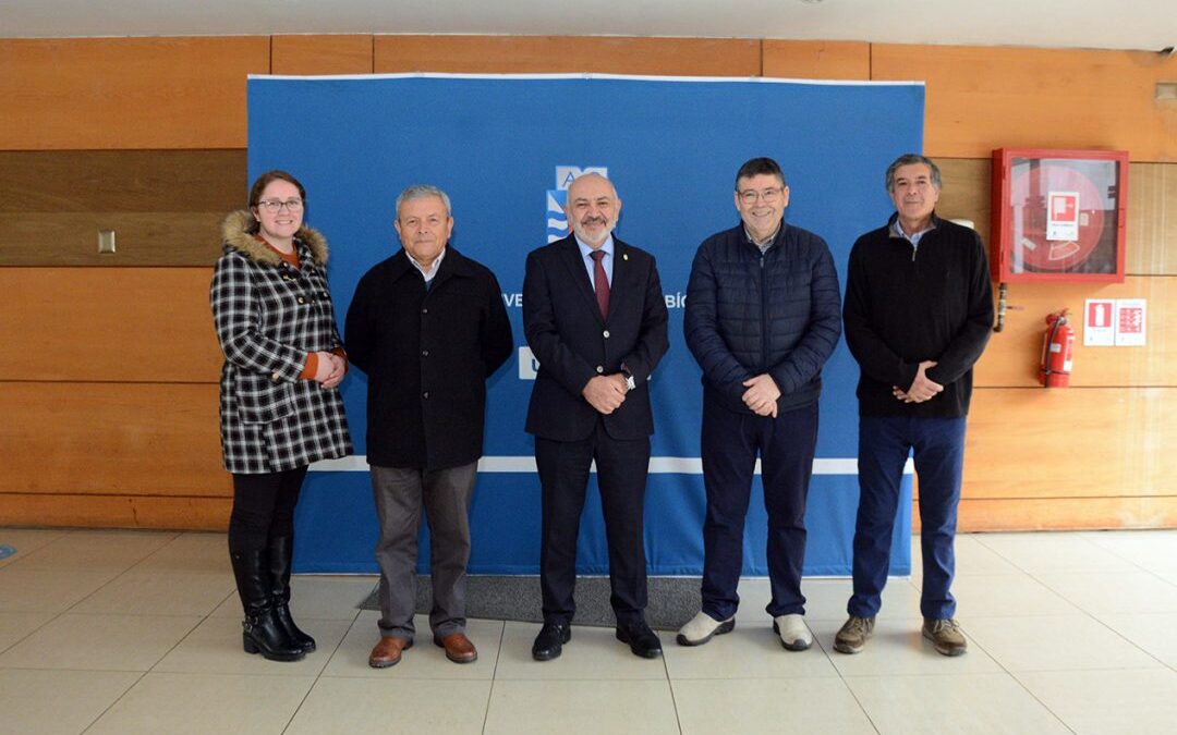 UBB homenajeó a funcionarios y funcionarias que recientemente se acogieron a retiro