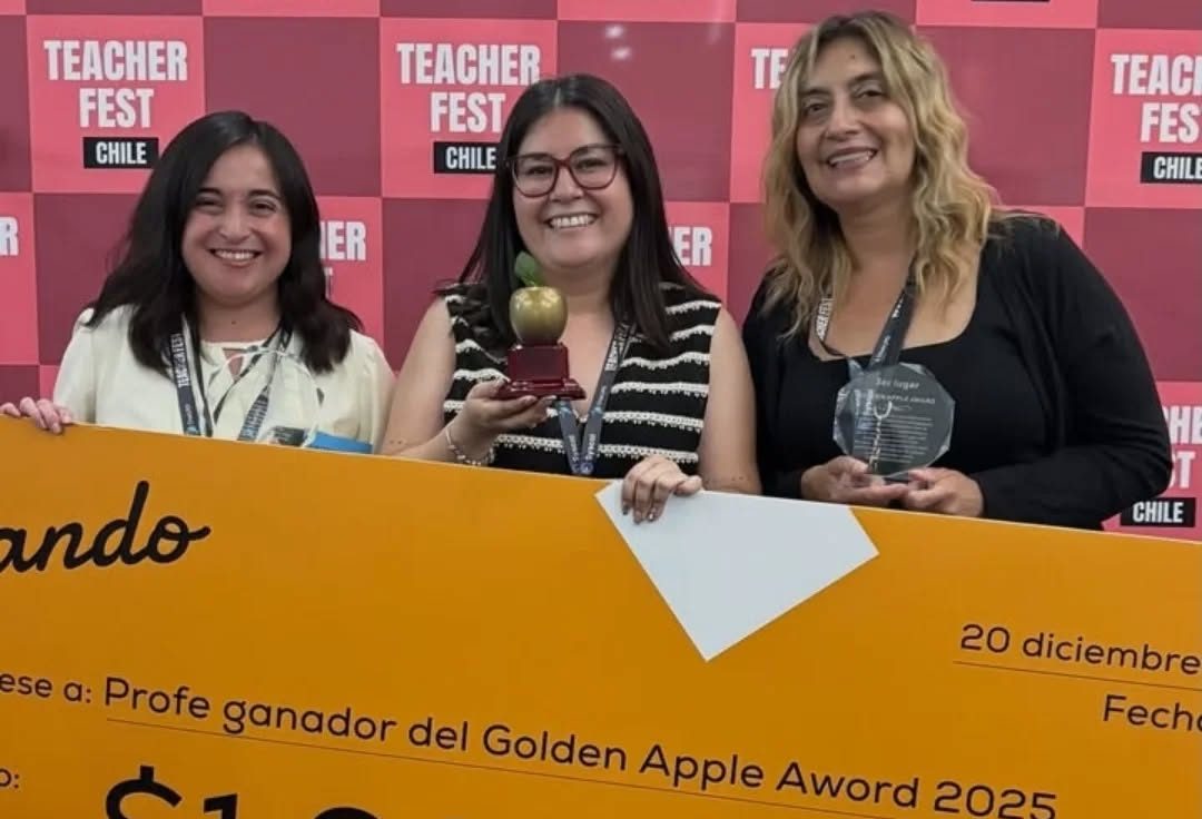 Profesora UBB Tavita Barriga Silva logra segundo lugar en el Golden Apple Award Chile 2025