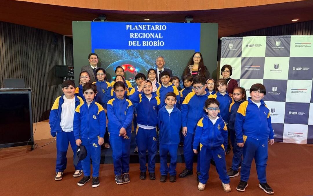 UBB presentó proyecto del Planetario Regional del Biobío a escolares de la Escuela René Loubel